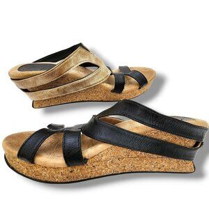 Modzori Reversible Leather Alexa Slide Pearl Gold/ Black Size 8